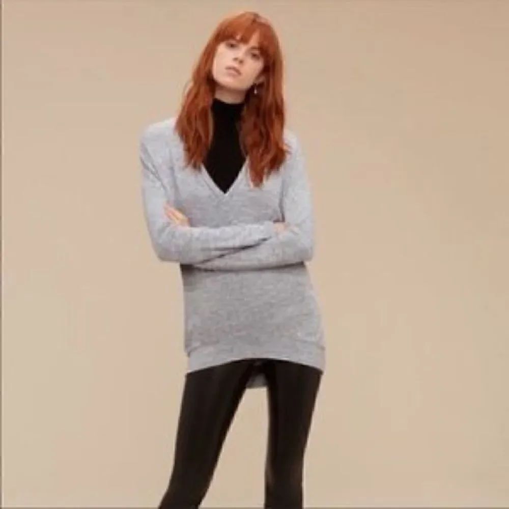 Aritzia Small Grey Wilfred Free Devinette Top